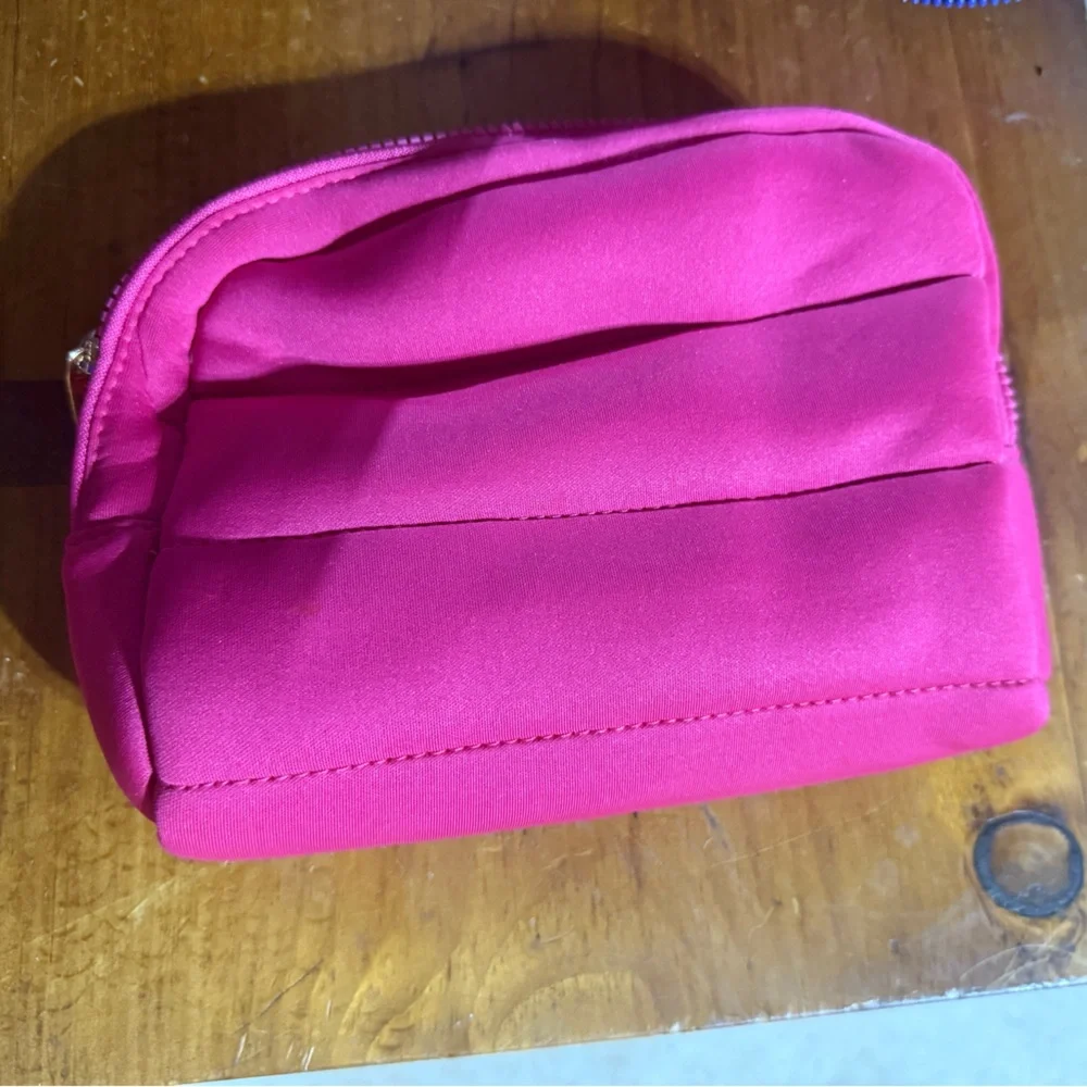 ❤️ 3/$25 Sephora Pink Cosmetics Bag